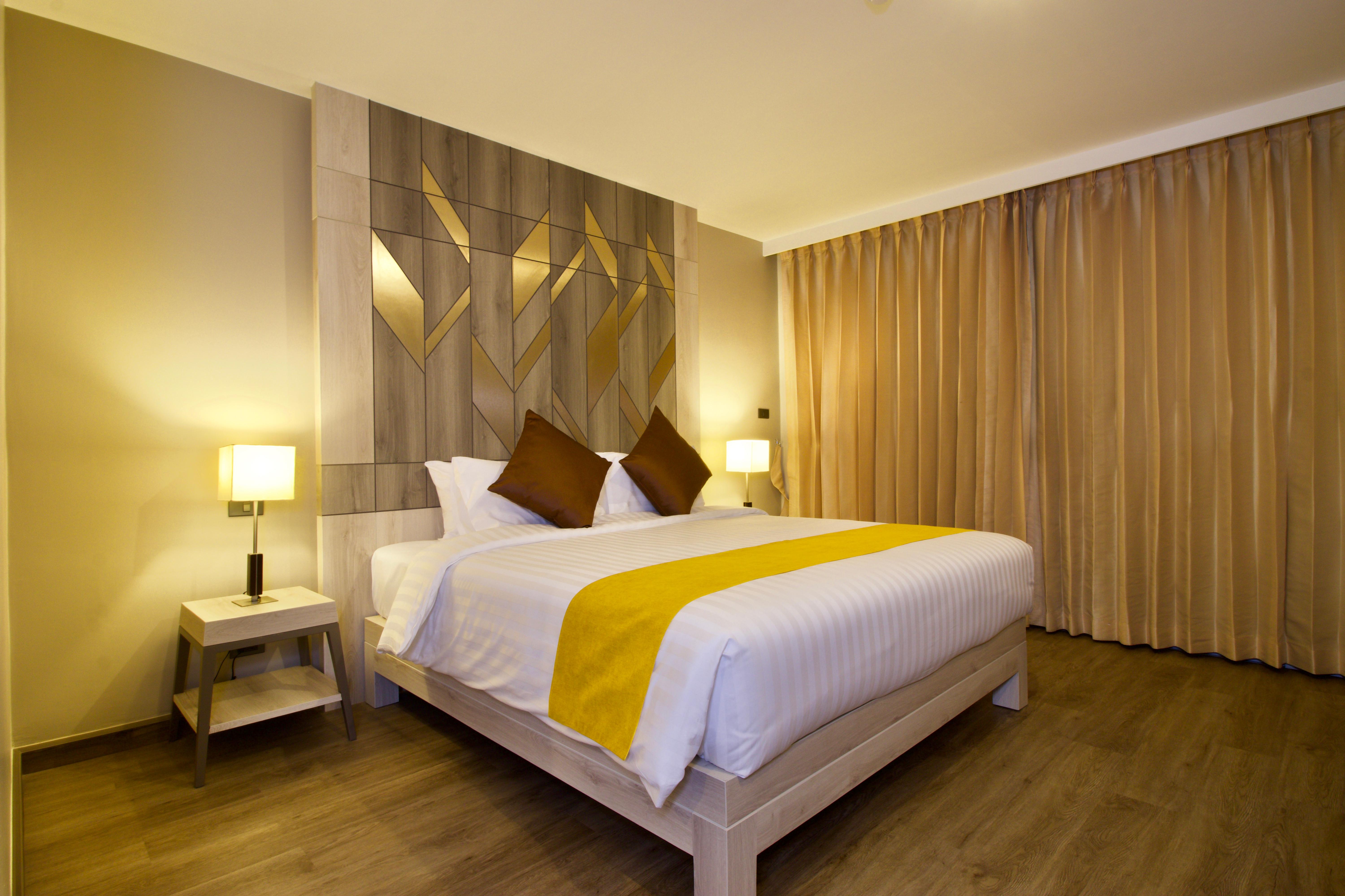 Andakira Hotel - Sha Extra Plus Patong Exterior foto