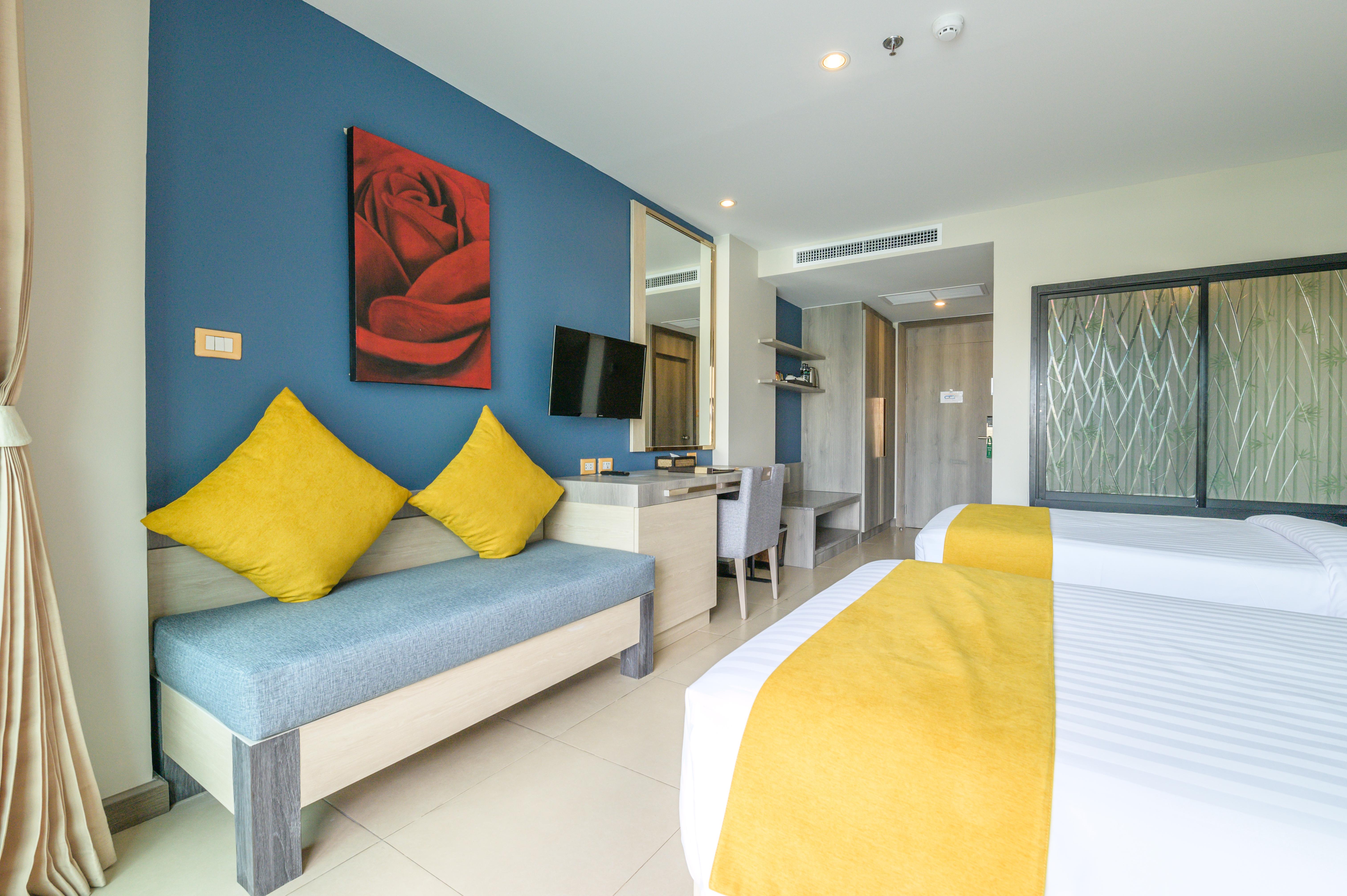 Andakira Hotel - Sha Extra Plus Patong Exterior foto