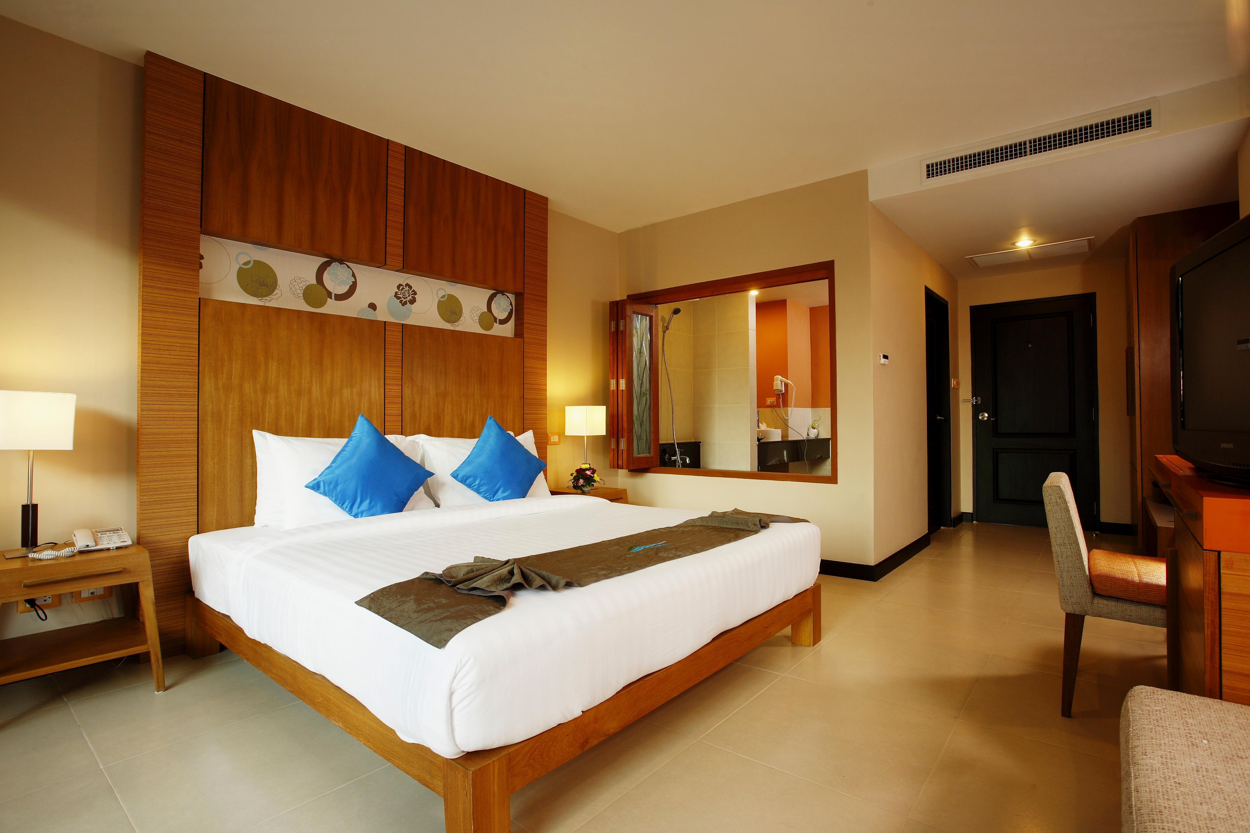 Andakira Hotel - Sha Extra Plus Patong Exterior foto